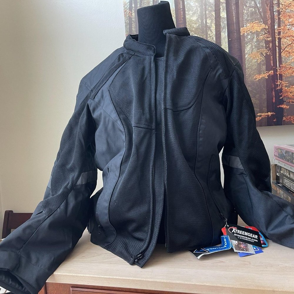 Xtreemgear size Large Motorcycle jacket NEW with tags 100% waterproof w/liner